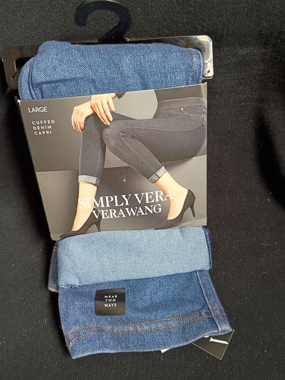 *NWT*Simply Vera Vera Wang Blue Cuffed Denim Capri Jeans - Large